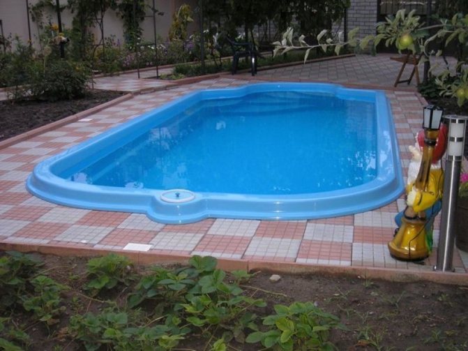 Un exemple de piscine isolée