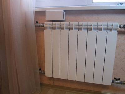 O princípio de funcionamento da microventilação em janelas de plástico e acessórios para instalação