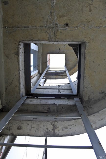 apartmandaki yangın kapağından geçiş