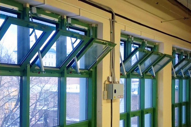 Janelas à prova de fogo com acionamentos elétricos automáticos