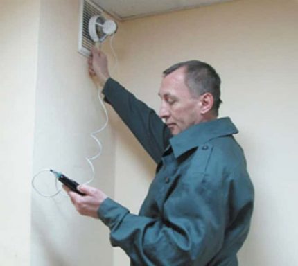 Contrôle de la ventilation avec un anémomètre