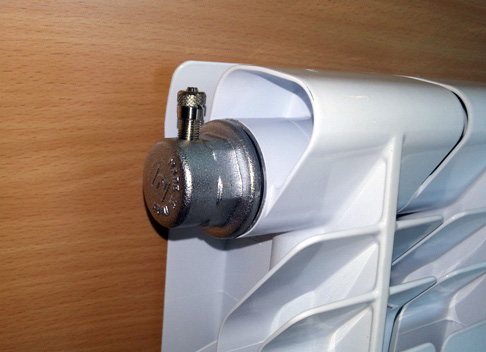 radiateur avec purgeur automatique