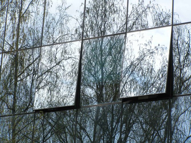 Figure. 6. Un exemple de verre réfléchissant