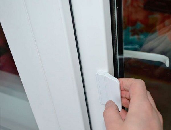 poignée de porte de balcon en plastique