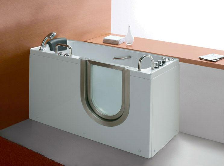 Banheira autônoma com porta