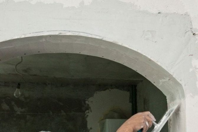 Richten Sie zuerst die Oberfläche der Öffnung aus