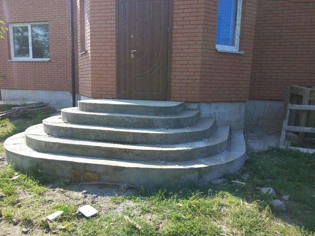 Betonveranda Stufen