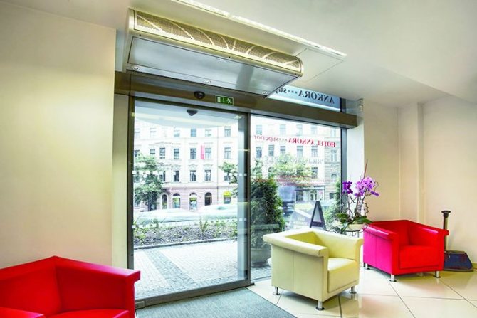 Thermovorhang für große Fenster