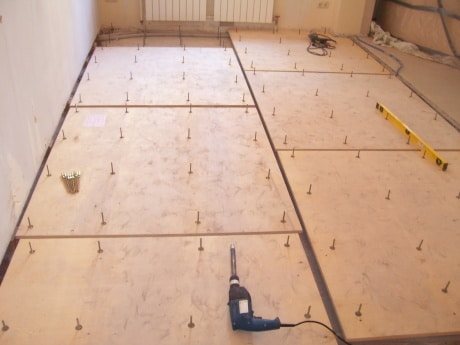 Sol chaud sous parquet