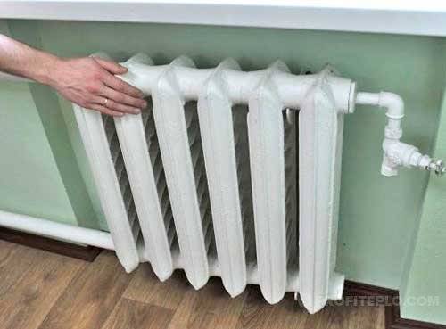 Évacuation de l'air du système de chauffage : comment le sas est libéré
