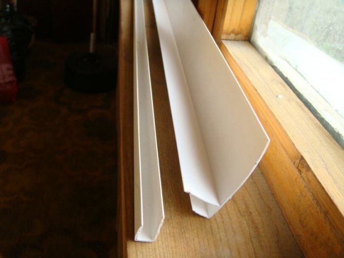 Finition pratique des pentes avec profil F PVC