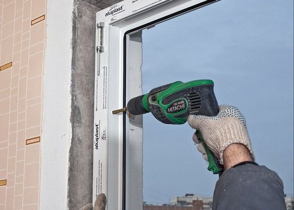 Installer un bloc de balcon: instruction