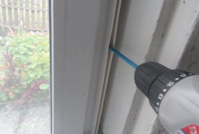 installation de pentes à partir de panneaux sandwich