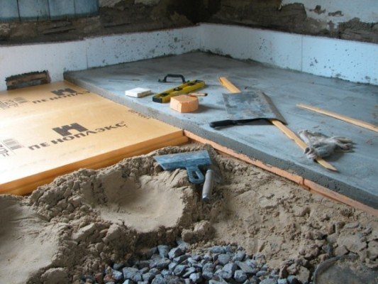 isolation d'un sol en béton avec penoplex sans chape