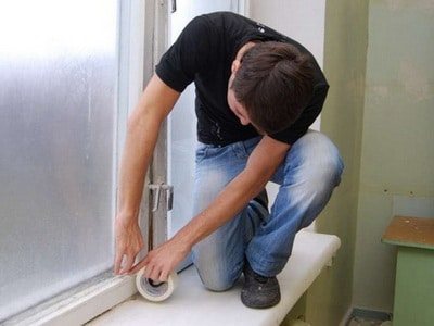 Isolierung von Fensterhängen im Freien