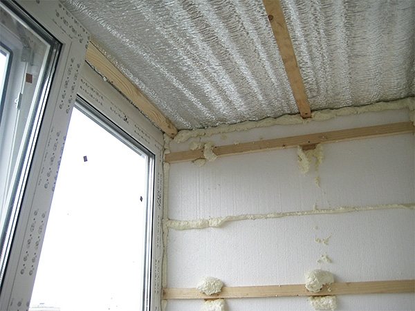 isolation du plafond sur le balcon photo 3