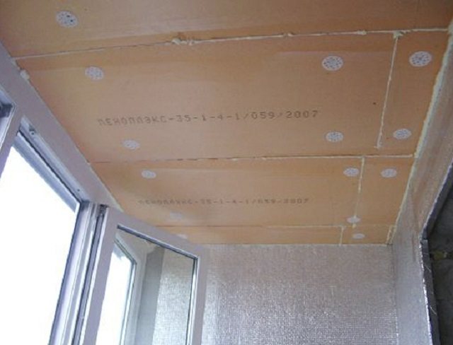 isolation du plafond sur le balcon photo 5