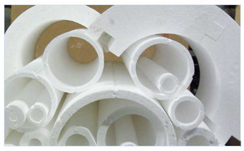Isolierung für Rohre aus expandiertem Polystyrol