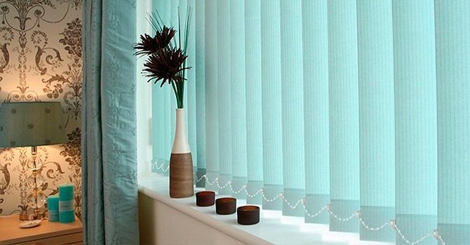 Cortinas verticais como opção