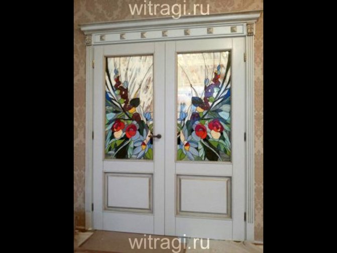 Витраж Тифани: Витраж за врати Сутрин в градината