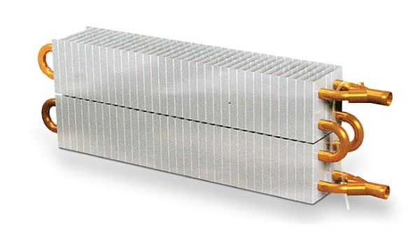 À l'intérieur des radiateurs en cuivre-aluminium se trouve une structure telle ou similaire.