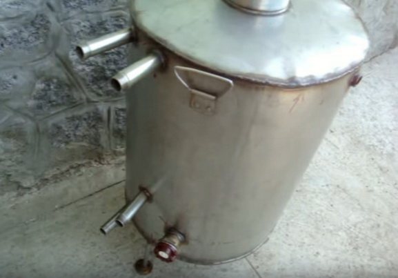 Rohre in den Kessel schweißen