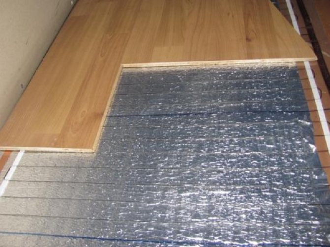 Escolhendo um substrato laminado para um piso de água quente