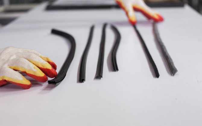 Подмяна на уплътнителна дъвка върху пластмасови прозорци: подмяна на уплътнението със собствените си ръце