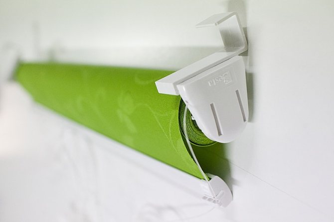 Delmeden plastik pencereler için panjur: nasıl satın alınır ve nasıl düzeltilir?