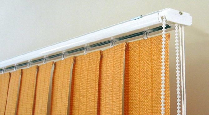 stores orange